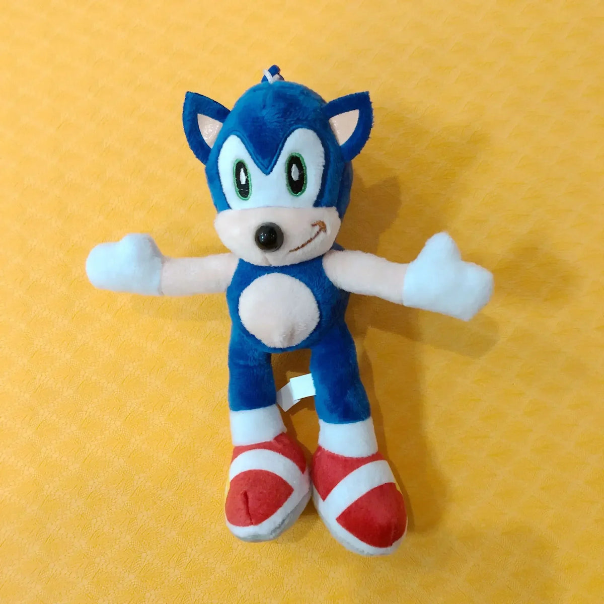Sonic Plush front